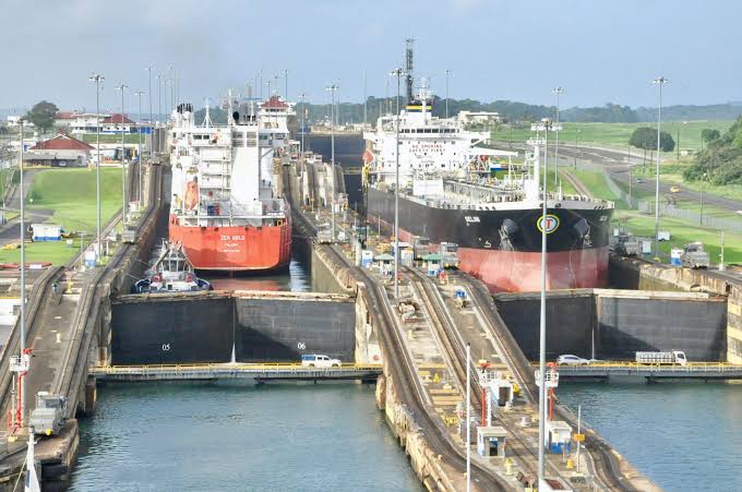 Esclusas del Canal